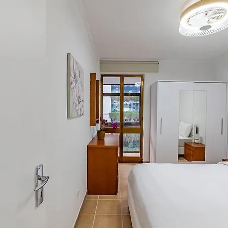 Апартаменты Mg Hollidays - Av Infante