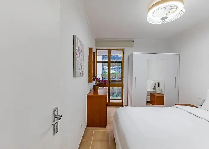 Апартаменты Mg Hollidays - Av Infante