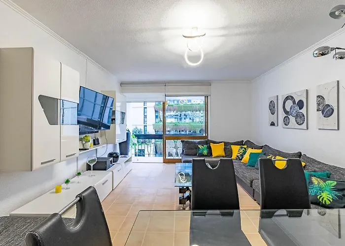 Mg Hollidays - Av Infante Apartman *